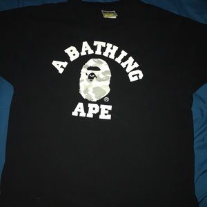 A Bathing Ape t-shirt (logo glow in dark)